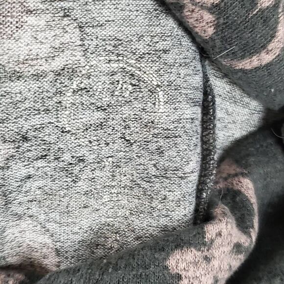 Maurices Cowl Neck Floral Hoodie Gray Pink Pullover Top Women’s Size M Long Slee - Picture 4 of 6